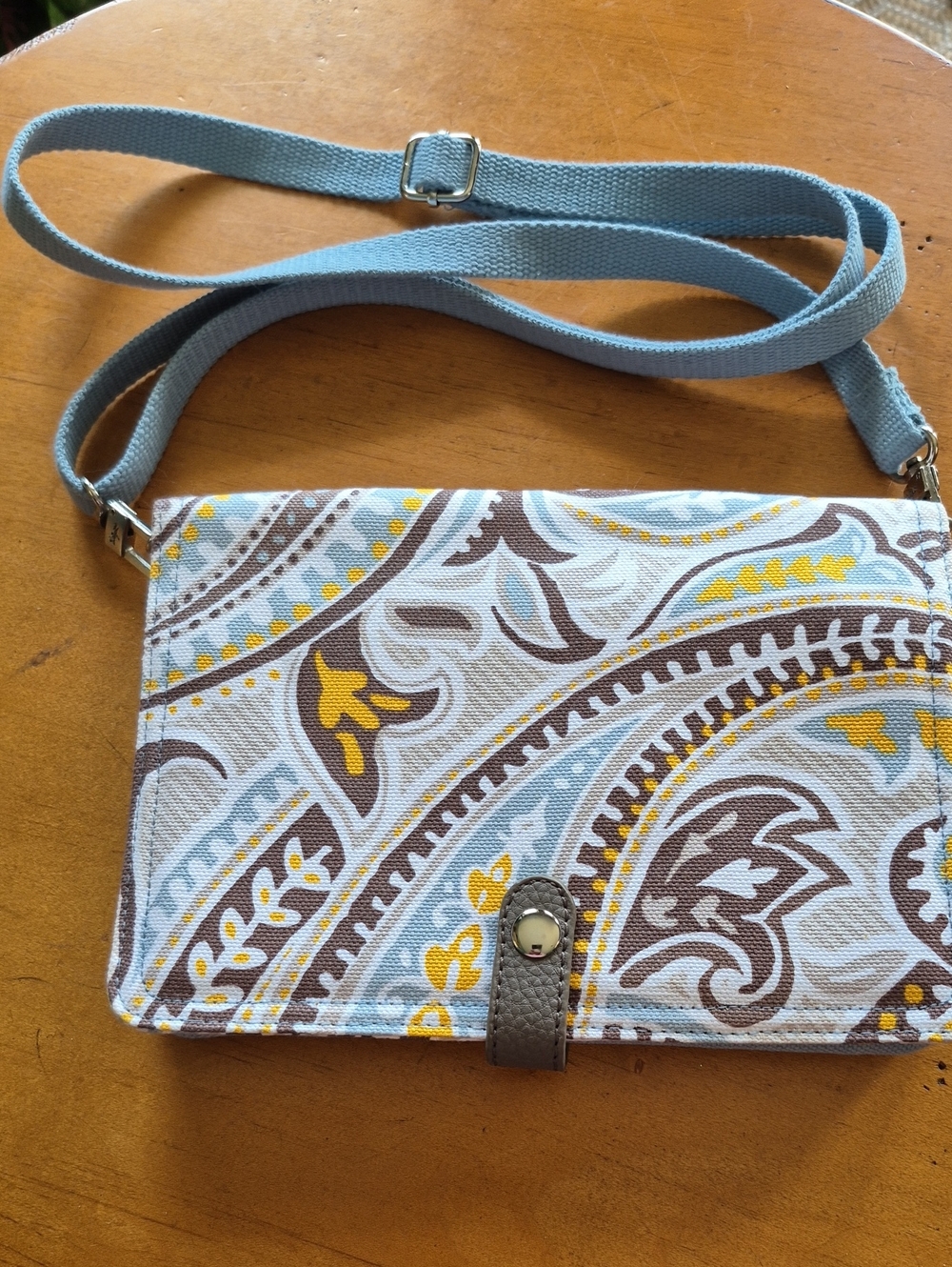 Thirty One Patterned Crossbody Wallet Purse - Light Blue, Yellow & Brown
